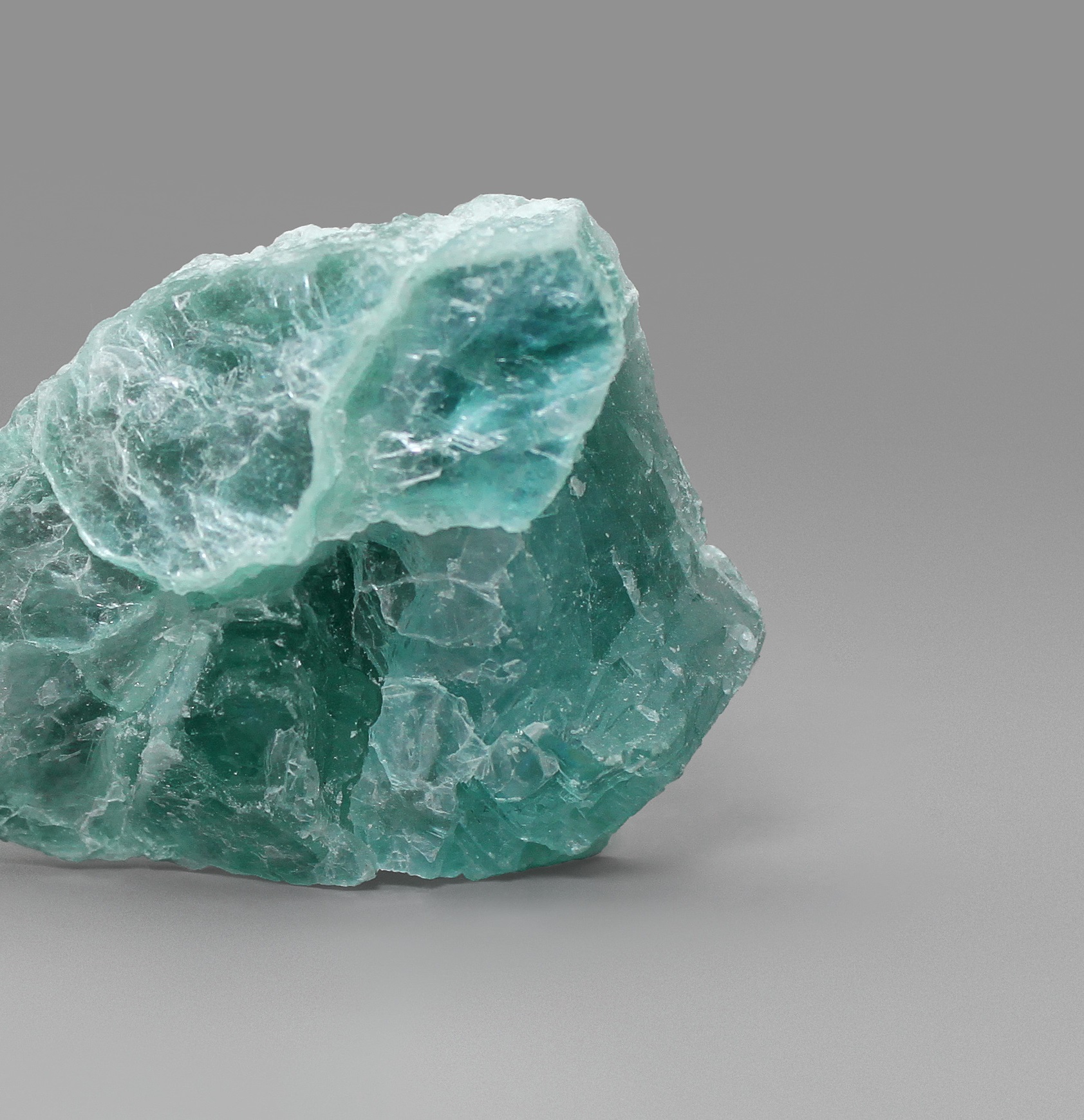 Brucite – a unique natural mineral with a wide range of applications
